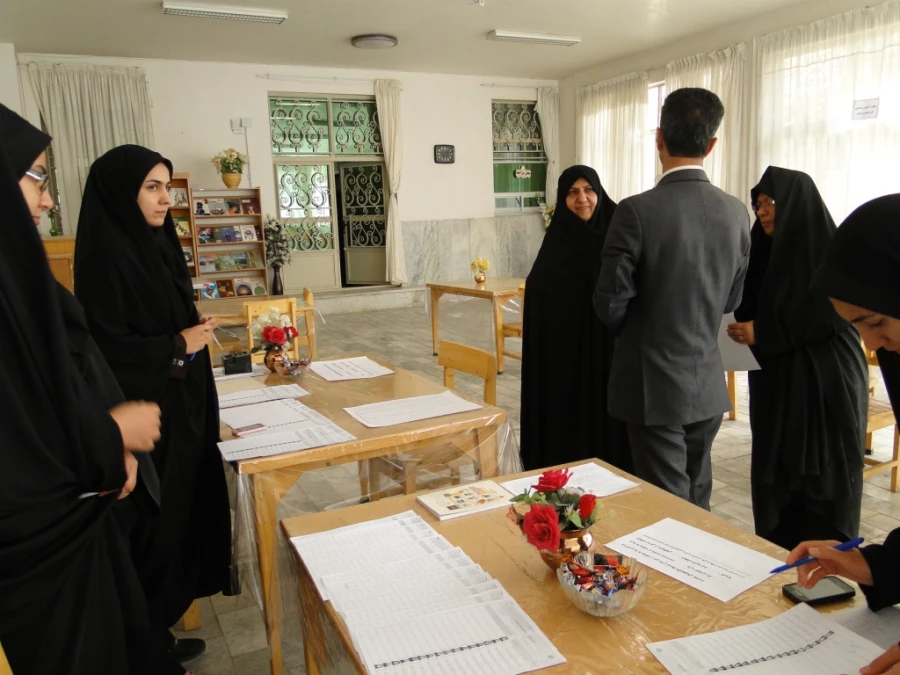 انتخابات شورای صنفی دانشجویان پردیس های دانشگاه فرهنگیان استان کرمان بصورت الکترونیکی