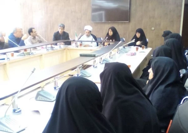 برگزاری جلسه شورای اداری  کارکنان پردیس شهید باهنر با حضور ریاست دانشگاه فرهنگیان کرمان