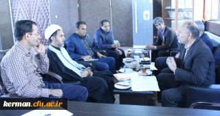 جلسه کمیسیون موارد خاص 

دانشگاه فرهنگیان استان کرمان