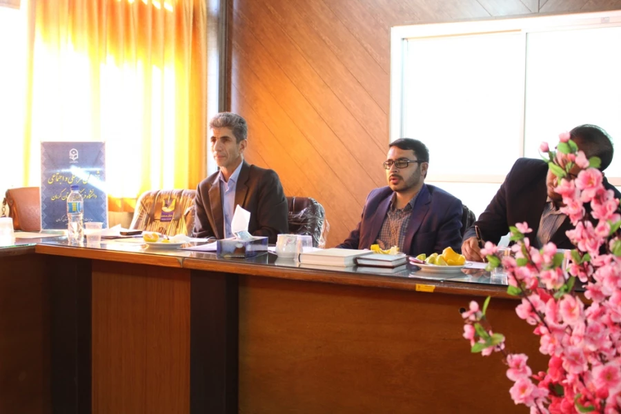 سیزدهمین جلسه شورای فرهنگی- اجتماعی دانشگاه