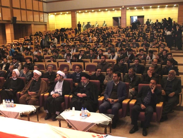 گردهمایی انقلابیون جوان بسیج دانشجویی استان