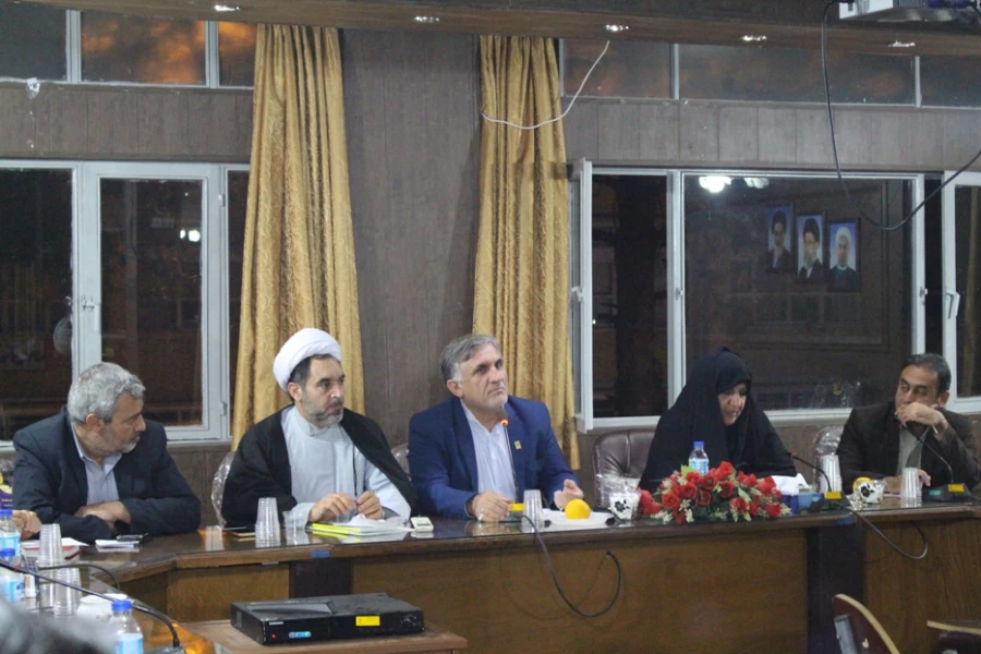 نشست صمیمانه دکتر قنبری معاون دانشجویی سازمان مرکزی دانشگاه فرهنگیان