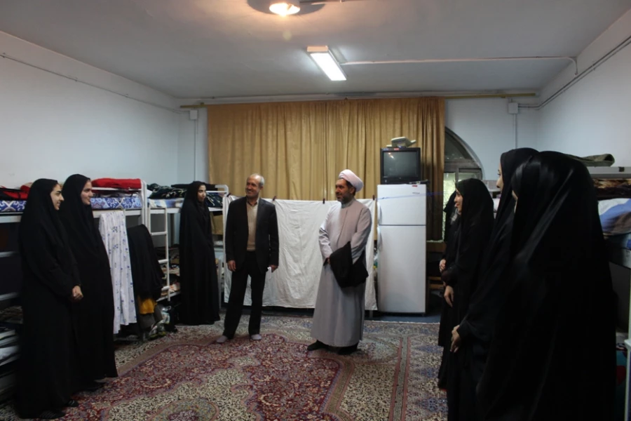 بازدید از پردیس شهید باهنر و جلسه پرسش و پاسخ دانشجویی