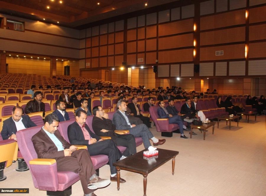 جلسه پرسش و پاسخ دانشجویی پردیس خواجه نصیرالدین طوسی