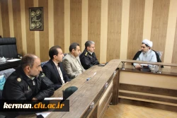 وجه تمایز دانشگاه فرهنگیان و سایر دانشگاه ها مسائل تربیتی و مهارت می باشد.