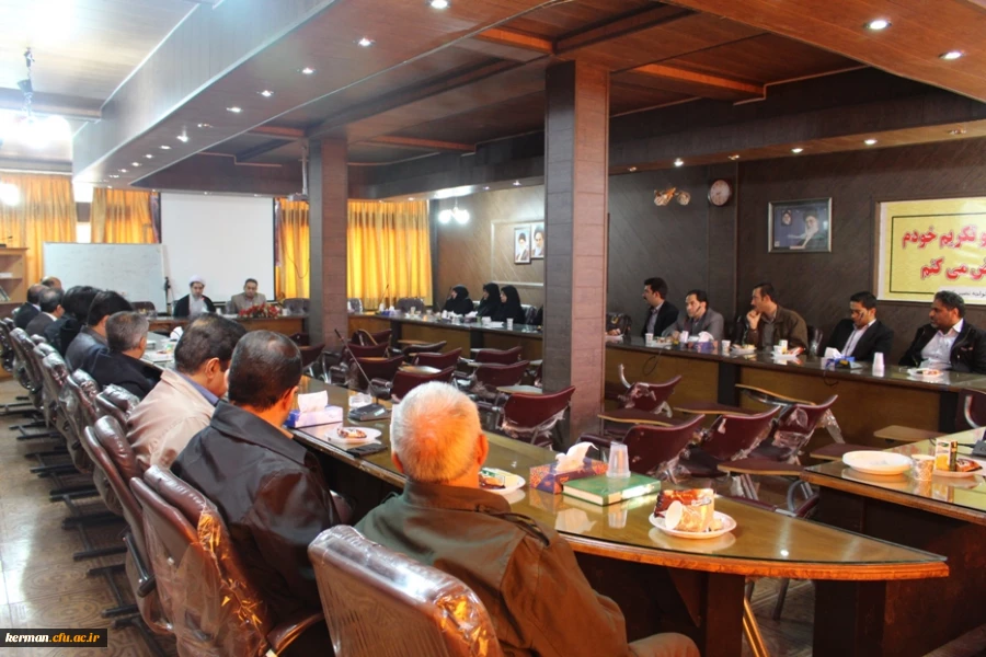 جلسه شورای اداری پردیس خواجه نصیرالدین طوسی