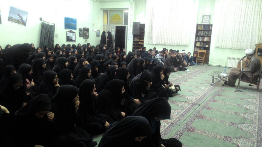 مراسم سوگواری به مناسبت ایام شهادت حضرت زهرا در نمازخانه پردیس شهیدباهنر برگزار گردید.