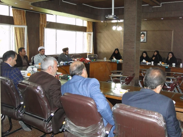 جلسه اداری آغازین سال 1396 کارکنان مدیریت و پردیس های استان کرمان