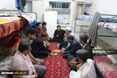 بازدید آقای دکتر توان از سراهای دانشجویی پردیس خواجه نصیرالدین طوسی (یکشنبه 27-1-96)