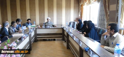 هم اکنون برگزاری همزمان شورای دانشجویی و فرهنگی - اجتماعی دانشگاه فرهنگیان در دفتر ریاست دانشگاه