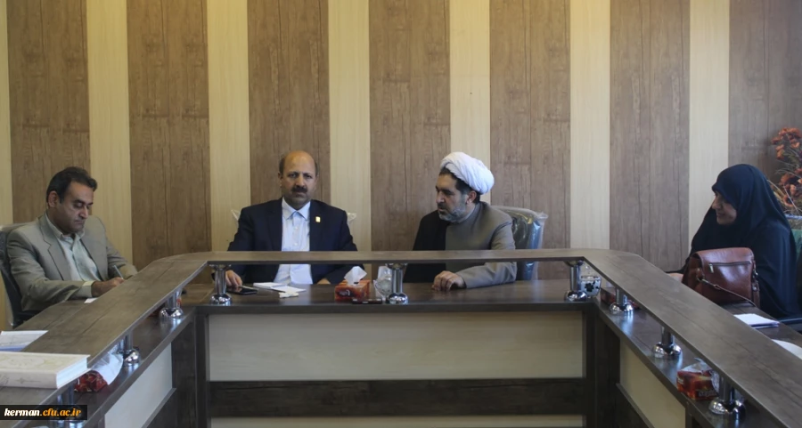 برگزاری شورای آموزشی دانشگاه فرهنگیان استان با حضور جناب آقای دکتر موسی پور