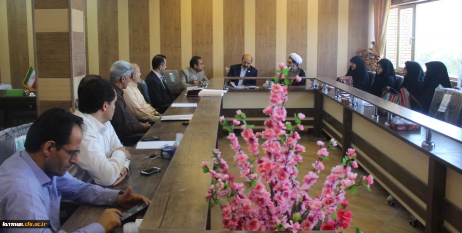 برگزاری شورای آموزشی دانشگاه فرهنگیان استان با حضور جناب آقای دکتر موسی پور