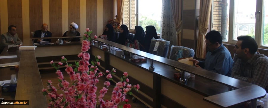 برگزاری شورای آموزشی دانشگاه فرهنگیان استان با حضور جناب آقای دکتر موسی پور