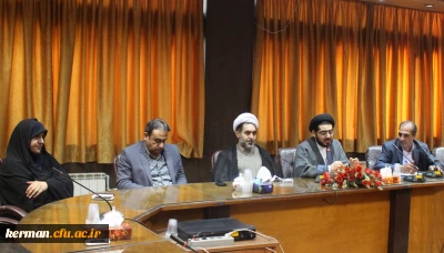 حجت الاسلام و المسلمین قنادزاده نماینده ولی فقیه در دانشگاه فرهنگیان استان کرمان: اساتید دانشگاه، فرماندهان جنگ نرم هستند.