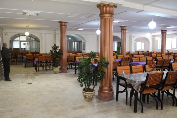 بازدید دکتر توان و همراهان از پردیس شهید باهنر