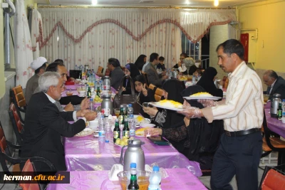برگزاری مراسم افطاری ویژه رؤسای سابق پردیس های دانشگاه فرهنگیان استان کرمان