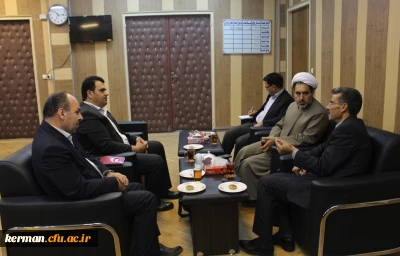 دیدار مدیر شعب بانک تجارت استان با ریاست دانشگاه فرهنگیان استان