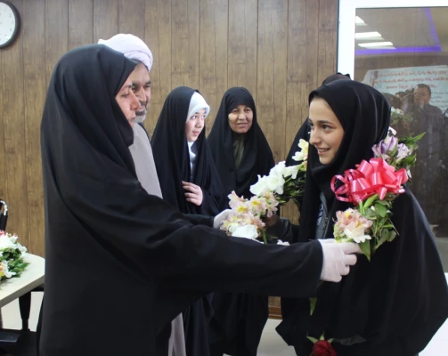 استقبال از دانشجویان قهرمان