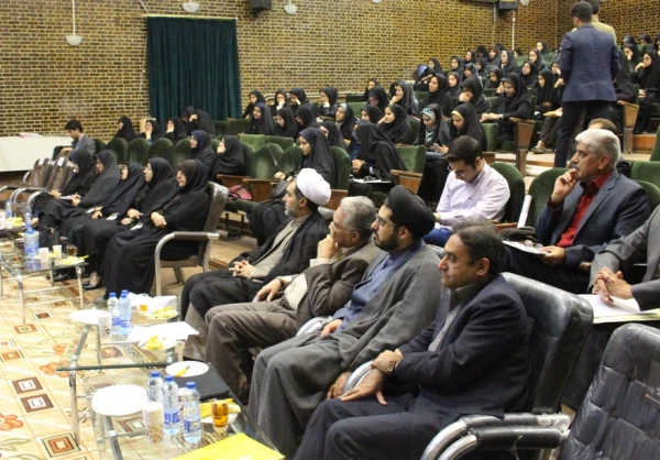 همایش استانی بازتاب دستاوردهای علمی- تربیتی در متون ادبی