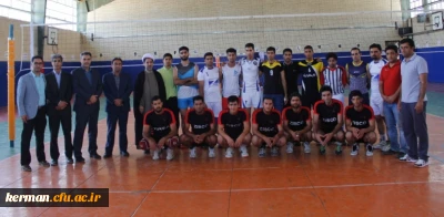 بازدید دکتر توان ریاست دانشگاه فرهنگیان استان و همراهان از تمرینات تیم های ورزشی