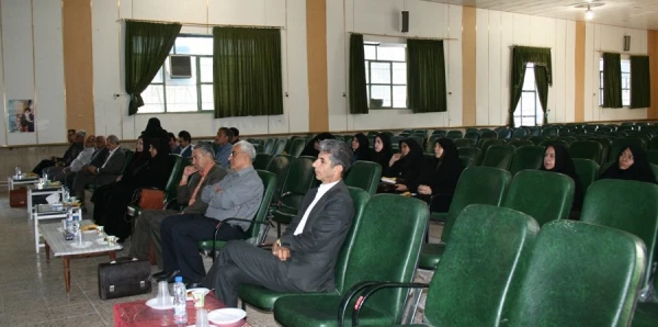 دکتر توان در جمع اساتید دوره مهارت آموزش ماده 28