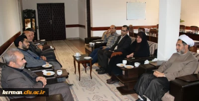 دکتر توان ریاست دانشگاه فرهنگیان استان با حضور در دانشگاه آزاد اسلامی کرمان، انتصاب دکتر منظری توکلی را به سمت ریاست این دانشگاه تبریک گفتند.