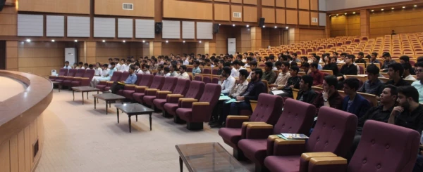 جلسه توجیهی دانشجویان ورودی 96