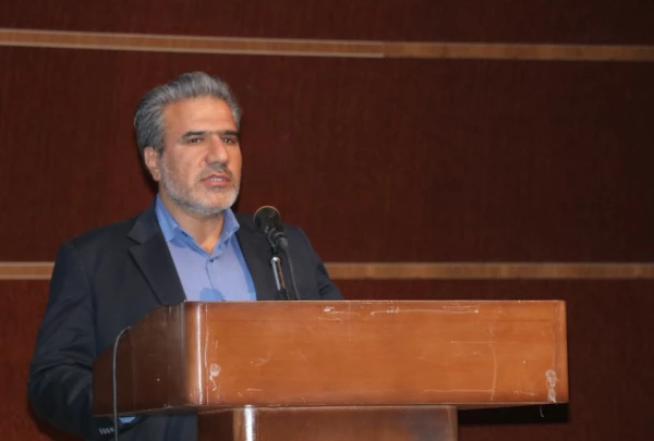 آقای ماجدی نیا مسئول حراست دانشگاه در جلسه توجیهی دانشجویان ورودی 96