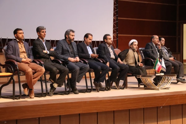 جلسه پرسش و پاسخ دانشجویی پردیس خواجه نصیر