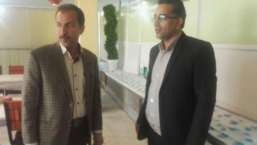 بازدید مشهدی رئیس اداره سراهای دانشجویی و همراهان از خوابگاه ها و سلف سرویس دانشگاه فرهنگیان استان کرمان
