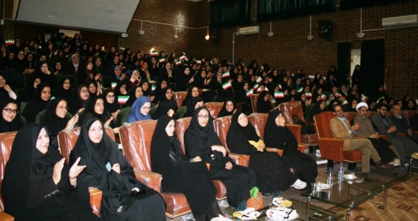 جشن میلاد پیامبر اکرم و امام صادق علیهم السلام و تقدیر از برترین های پردیس باهنر