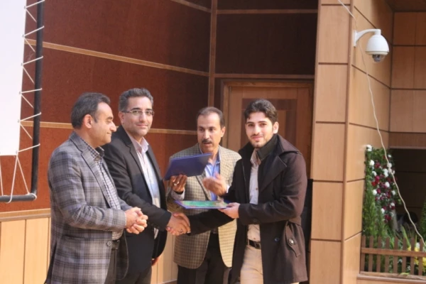 گرامیداشت روز دانشجو و تجلیل از دانشجو معلمان برتر