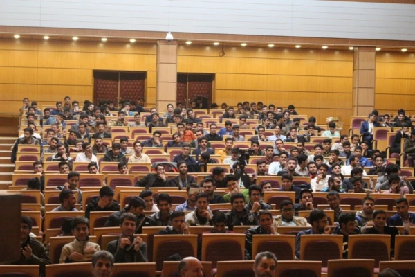 گرامیداشت روز دانشجو و تجلیل از دانشجو معلمان برتر