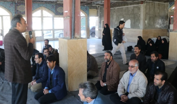 مراسم پیاده روی و تقدیم گل به ساحت مقدس شهدا به مناسبت دهه فجر