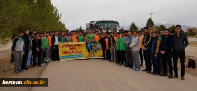 مسابقه دوی صحرانوردی ویژه آقایان در دانشگاه فرهنگیان استان کرمان برگزار گردید.
