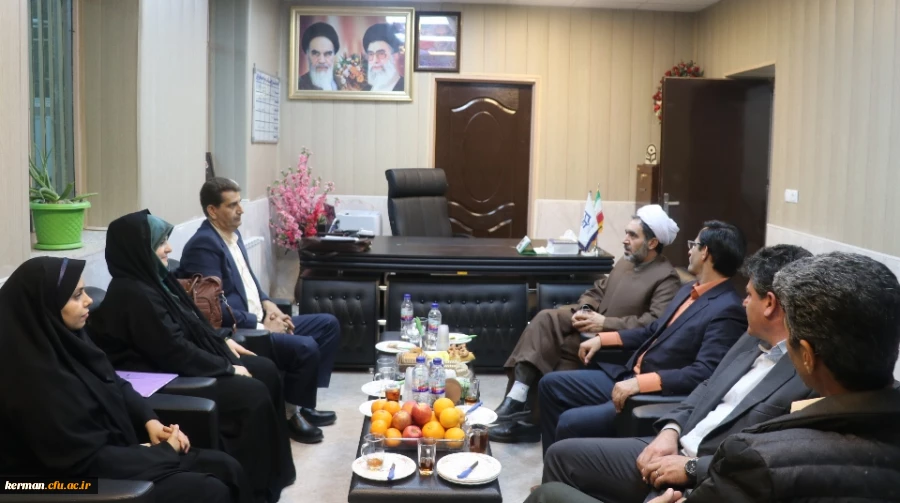 بازدید دکتر کیومرث احمدی و سرکار خانم دکتر باستانی پور از مدیریت امور پردیس ها