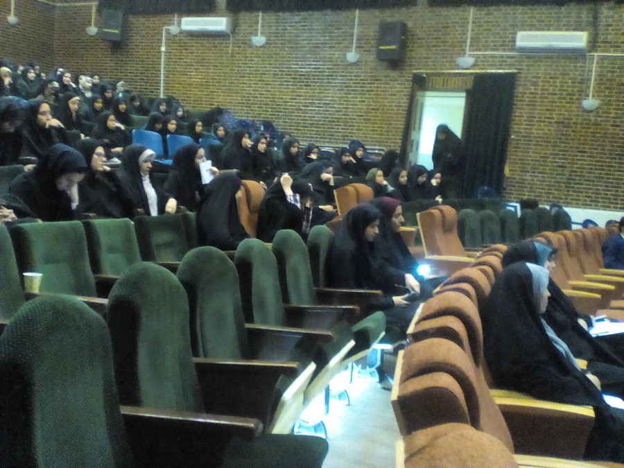 جلسه پرسش و پاسخ دانشجو معلمان پردیس شهید باهنر