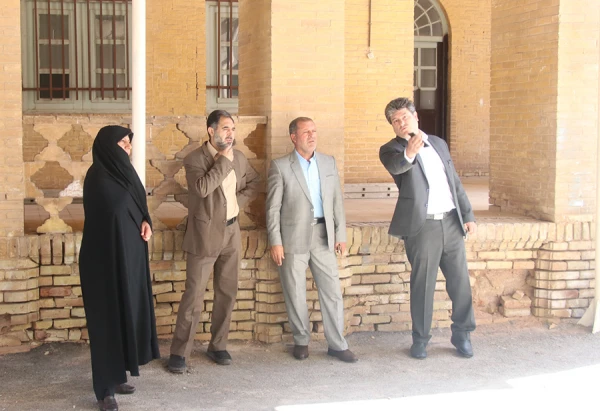 بازدید دکتر صفرزاده از پایگاه های اسکان نوروزی دانشگاه