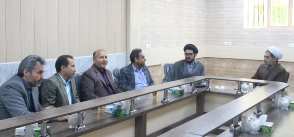 دیدار نوروزی رؤسا و مسئولین پردیس های استان با ریاست دانشگاه