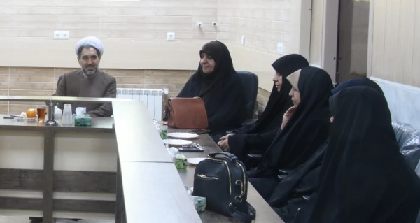 دیدار نوروزی رؤسا و مسئولین پردیس های استان با ریاست دانشگاه