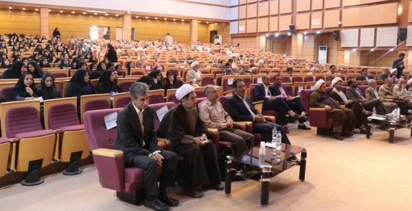 همایش اساتید بسیجی دانشگاه های سراسر استان