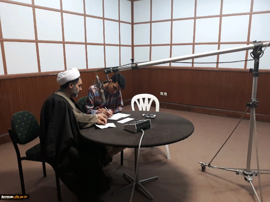 مصاحبه دکتر توان در برنامه دانشجو معلم صدای مرکز کرمان