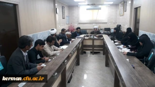 در ستاد ترویج فرهنگ نماز دانشگاه فرهنگیان کرمان اجرای تفاهم نامه با ستاد اقامه نماز استان مورد تأکید قرار گرفت.