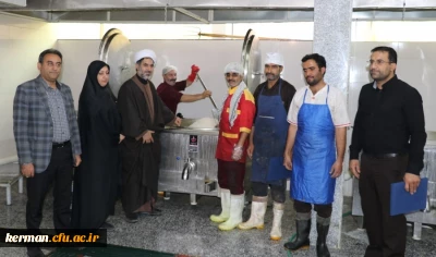 همزمان با روز آشپز طی مراسمی از آشپزهای دانشگاه فرهنگیان تقدیر به عمل آمد.