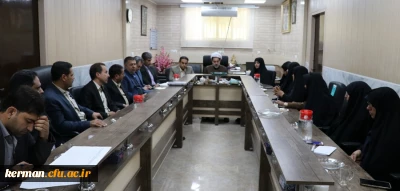 نشست صمیمی دکتر توان، رئیس دانشگاه فرهنگیان استان کرمان با سرپرستان سراهای دانشجویی