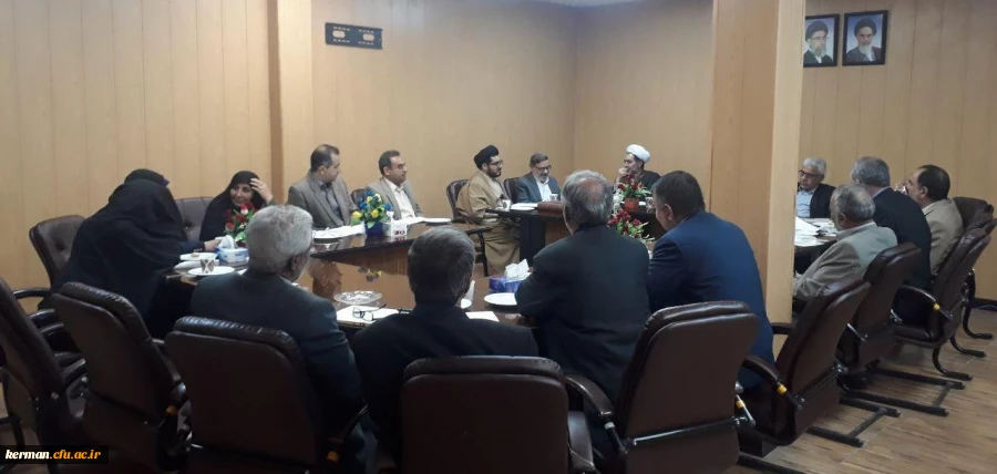 جلسه هم اندیشی با رؤسای سابق مراکز تربیت معلم استان