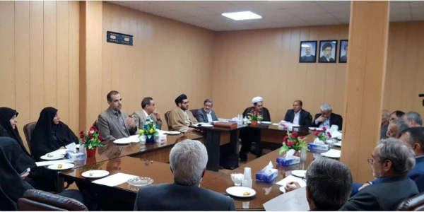 جلسه هم اندیشی با رؤسای سابق مراکز تربیت معلم استان