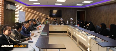 حجت الاسلام و المسلمین دادگر در جلسه شورای فرهنگی دانشگاه فرهنگیان کرمان:
کارهای تربیتی باید جریان ساز باشد و برای رسیدن به این منظور داشتن برنامه، اعتماد به نفس و درک صحیح از شرایط ضروری است.