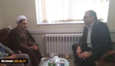 محسن حجینی کارشناس مسئول رسیدگی به اسناد دیوان محاسبات در دیدار رئیس دانشگاه فرهنگیان کرمان با مدیر کل دیوان محاسبات استان، دانشگاه فرهنگیان کرمان را در شفافیت و رسیدگی به اسناد مالی نمونه اعلام کرد.