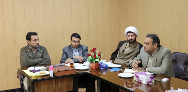 نشست برنامه ریزی دوره آموزشی نماز ویژه دانشجومعلمان ورودی 94